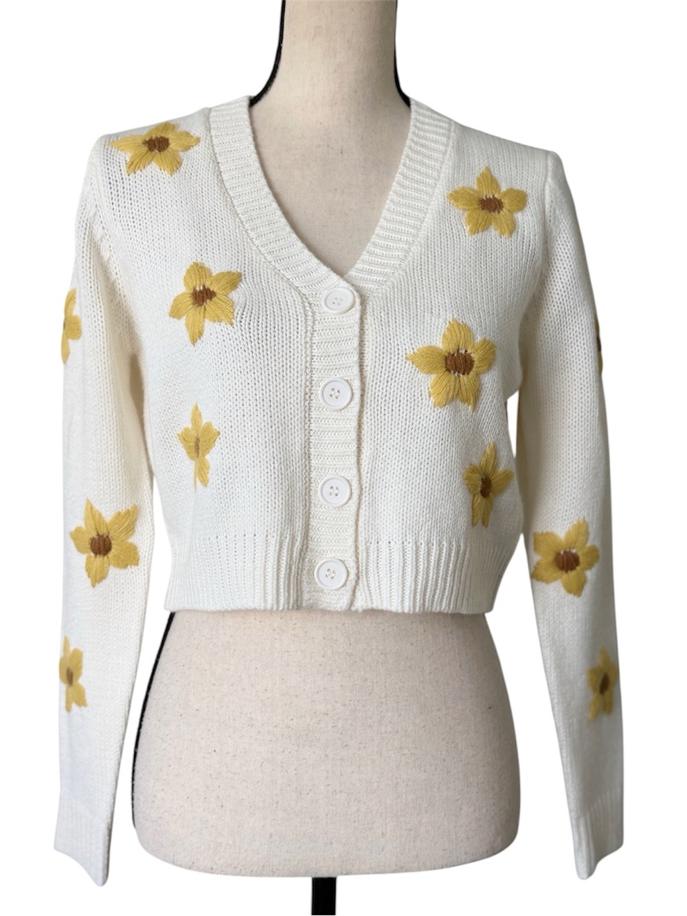 Jessica Simpson Floral Embroidered Cropped Cardigan Sweater Ivory Yellow Size S